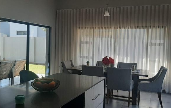 3 Bedroom House to Rent in Meadows, Midstream