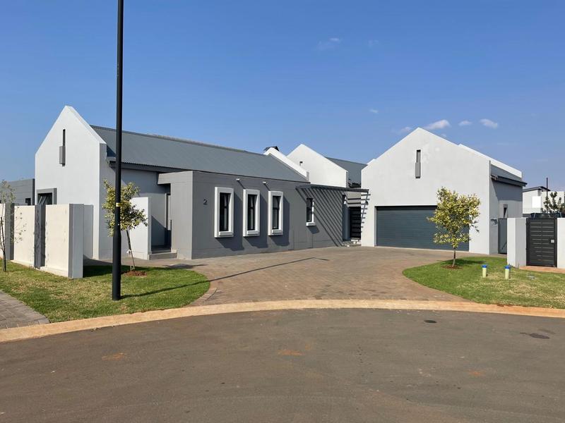 3 Bedroom House to Rent in Meadows, Midstream