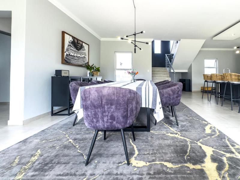 Spacious 4-Bedroom Family Home in Midstream Ridge Estate