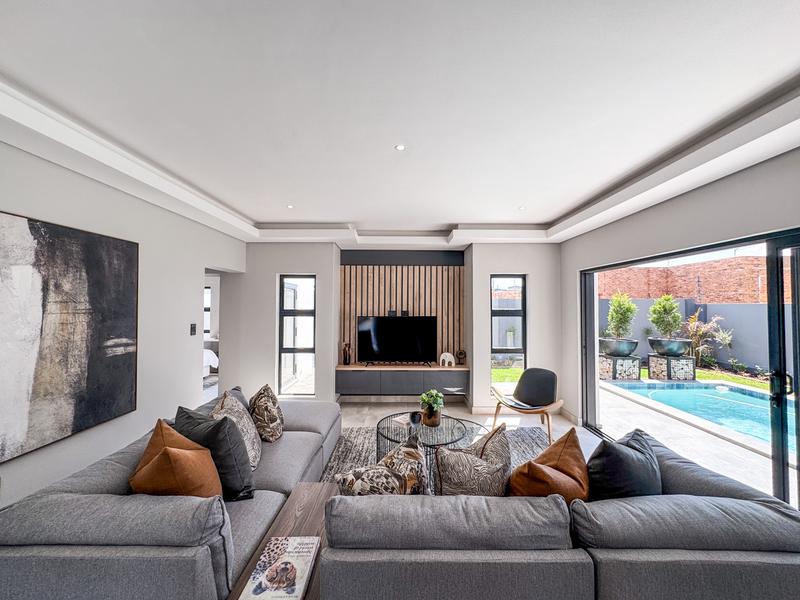 4 Bedroom House for Sale in Fountainbrook Estate.