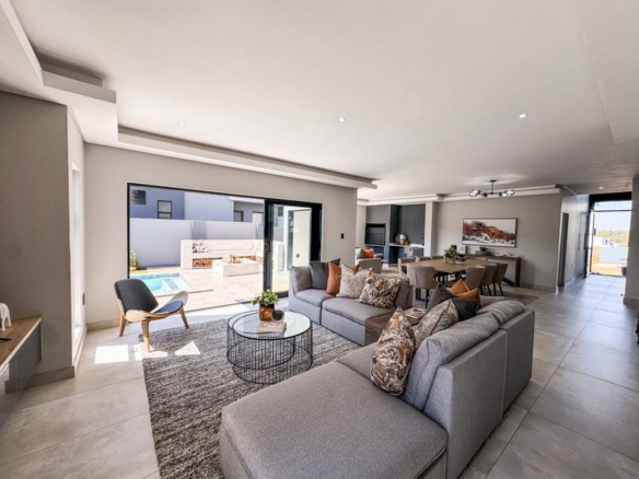 4 Bedroom House for Sale in Fountainbrook Estate.
