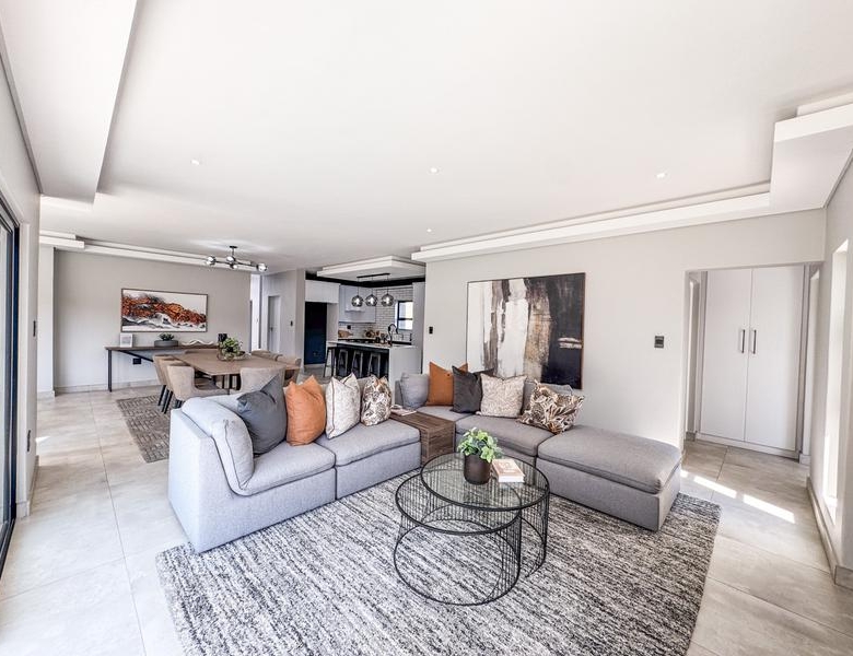 4 Bedroom House for Sale in Fountainbrook Estate.