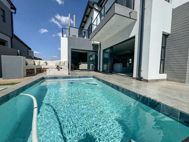4 Bedroom House for Sale in Fountainbrook Estate.