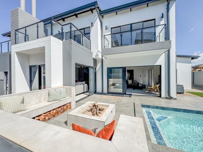 4 Bedroom House for Sale in Fountainbrook Estate.