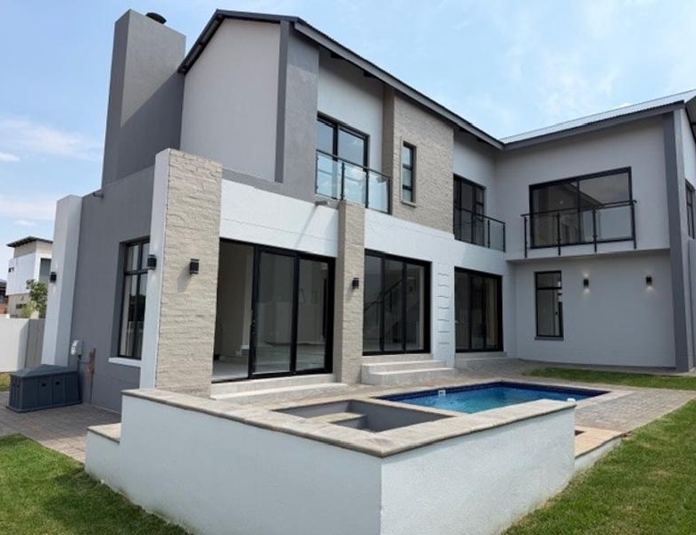 4 Bedroom Home for sale in Fountain Brook Estate.