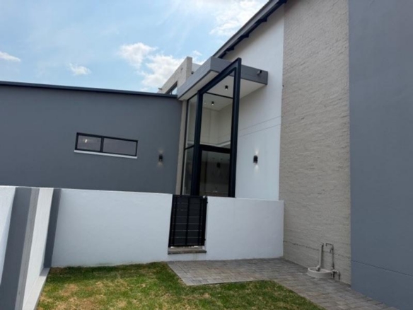 4 Bedroom Home for sale in Fountain Brook Estate.