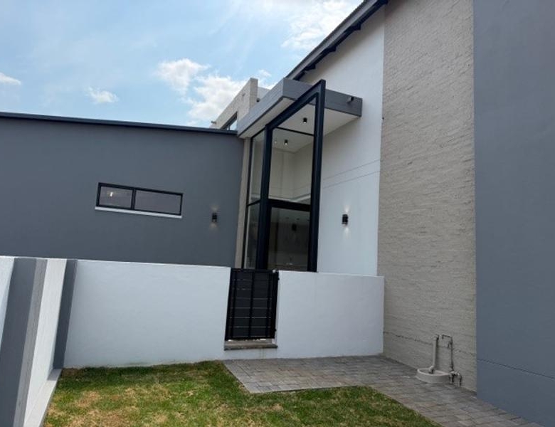 4 Bedroom Home for sale in Fountain Brook Estate.