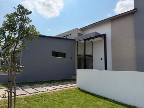 4 Bedroom Home for sale in Fountain Brook Estate.