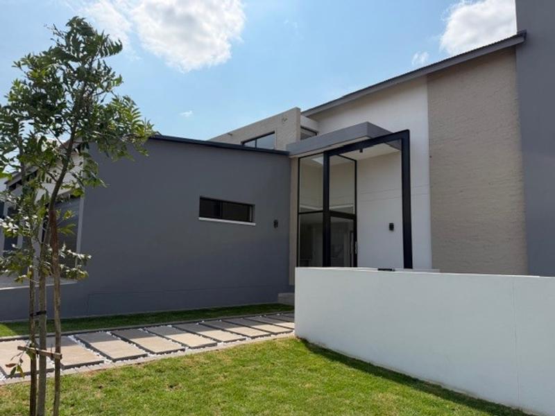 4 Bedroom Home for sale in Fountain Brook Estate.