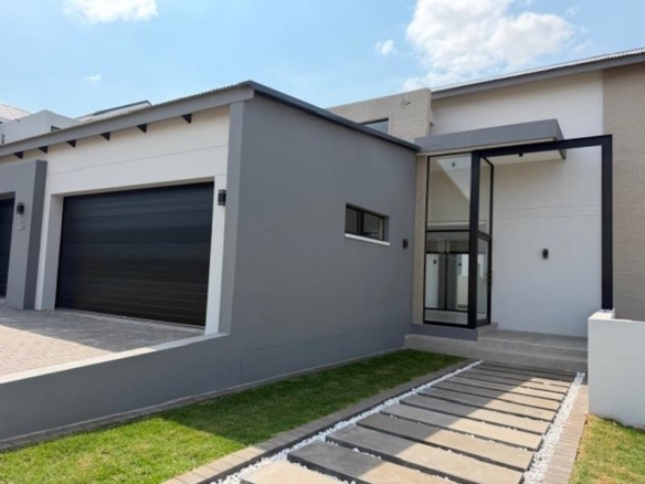 4 Bedroom Home for sale in Fountain Brook Estate.