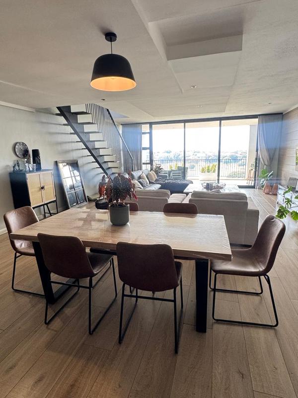 WHEN LUXARY MEETS EXPECTATIONS IN MIDSTREAM ESTATE. STEP INTO LUXURY WITH A VIEW OF THE GOLF COURSE, DAMS AND WILDLIFE!