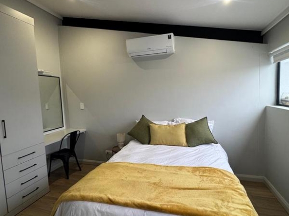 WHEN LUXARY MEETS EXPECTATIONS IN MIDSTREAM ESTATE. STEP INTO LUXURY WITH A VIEW OF THE GOLF COURSE, DAMS AND WILDLIFE!