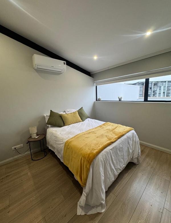 WHEN LUXARY MEETS EXPECTATIONS IN MIDSTREAM ESTATE. STEP INTO LUXURY WITH A VIEW OF THE GOLF COURSE, DAMS AND WILDLIFE!