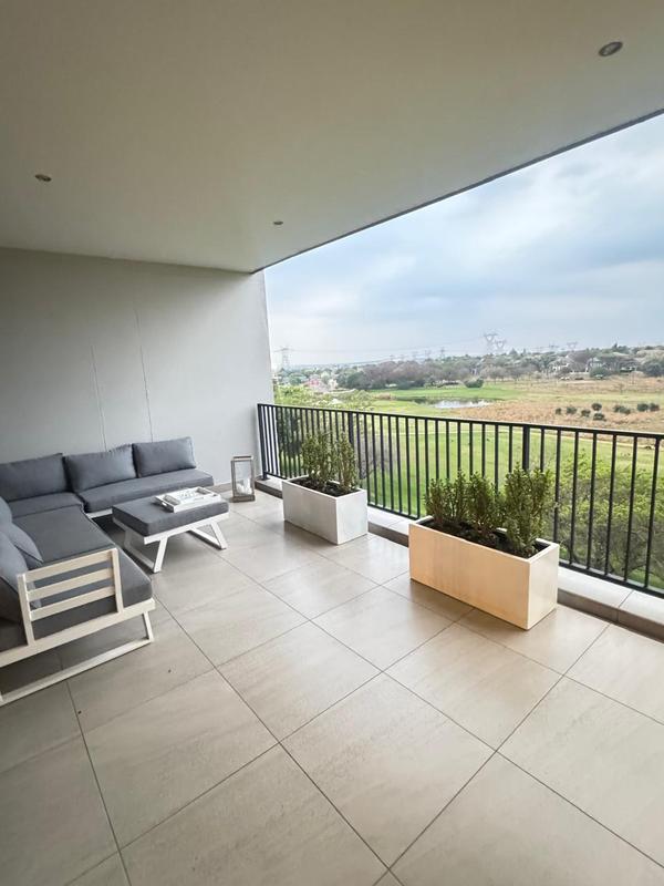 WHEN LUXARY MEETS EXPECTATIONS IN MIDSTREAM ESTATE. STEP INTO LUXURY WITH A VIEW OF THE GOLF COURSE, DAMS AND WILDLIFE!