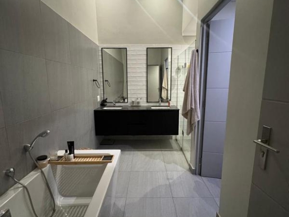WHEN LUXARY MEETS EXPECTATIONS IN MIDSTREAM ESTATE. STEP INTO LUXURY WITH A VIEW OF THE GOLF COURSE, DAMS AND WILDLIFE!