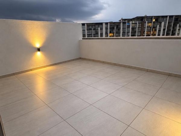 WHEN LUXARY MEETS EXPECTATIONS IN MIDSTREAM ESTATE. STEP INTO LUXURY WITH A VIEW OF THE GOLF COURSE, DAMS AND WILDLIFE!