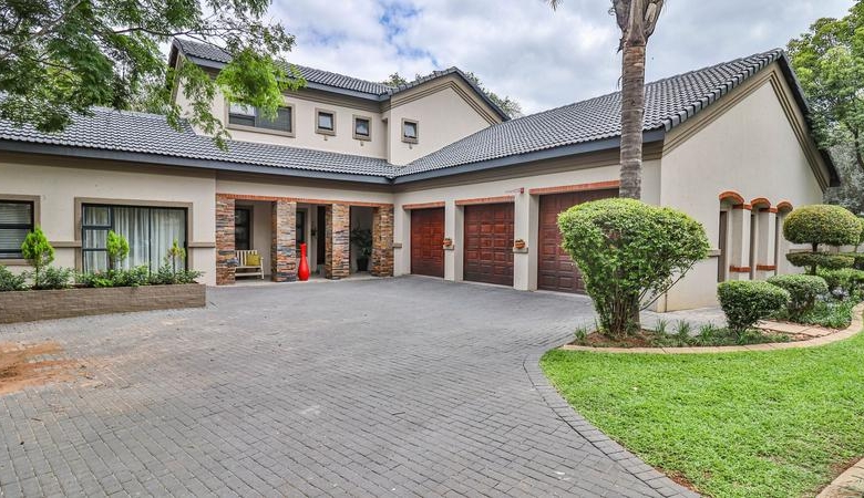 Three Bedroom Furnished home avaialble immediately