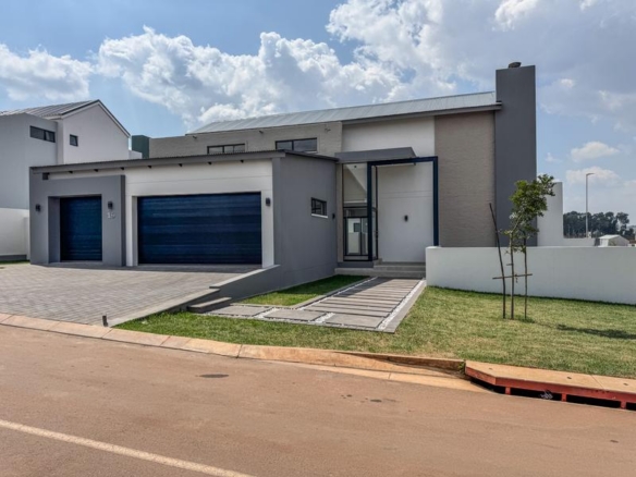 4 Bedroom Home for sale in Fountain Brook Estate.