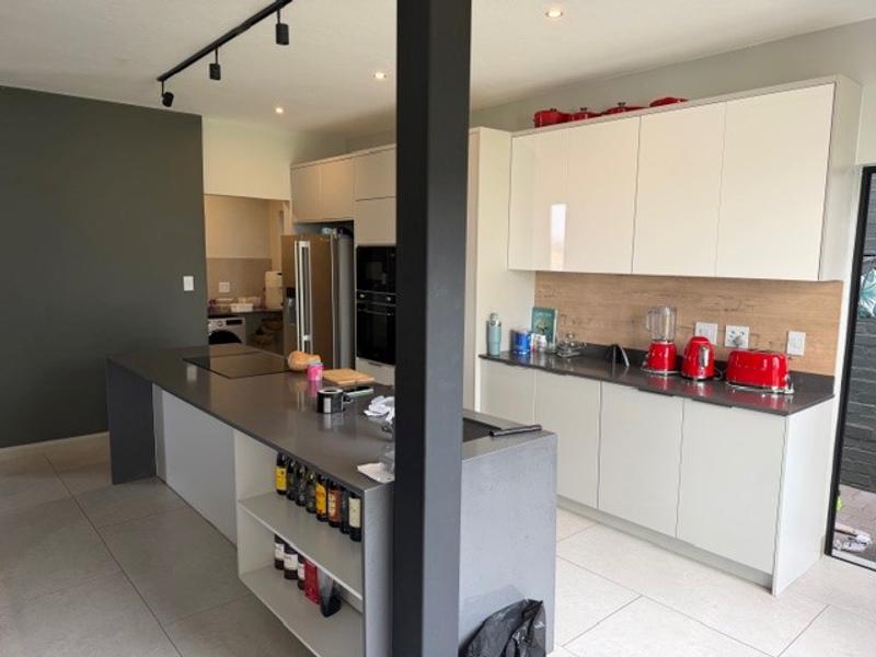 3 Bedrooms Townhouse to rent in Midstream Meadows Estate.