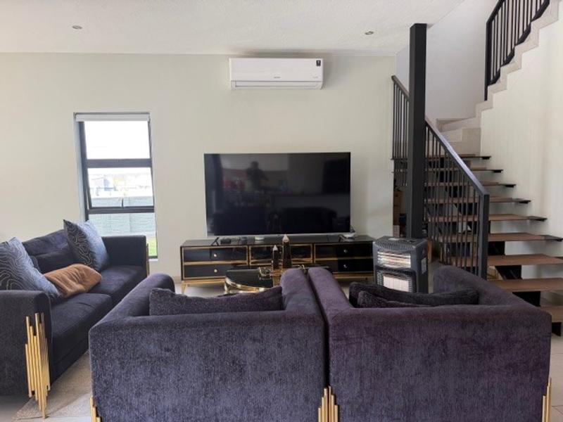 3 Bedrooms Townhouse to rent in Midstream Meadows Estate.