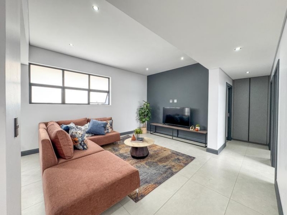 5 Bedroom Home for sale in Fountain Brook Estate.