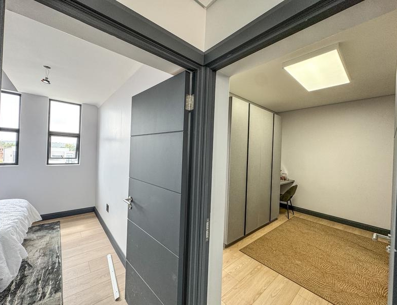 5 Bedroom Home for sale in Fountain Brook Estate.