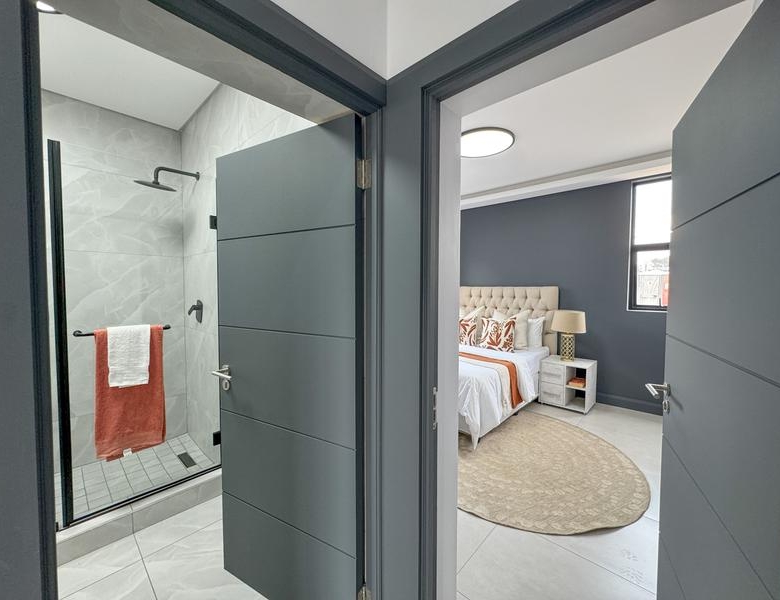 5 Bedroom Home for sale in Fountain Brook Estate.