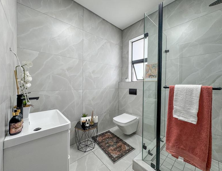 5 Bedroom Home for sale in Fountain Brook Estate.