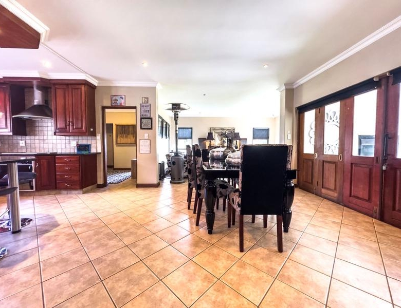 Beautiful 4-Bedroom Home to Rent in a Midstream Estate close to Schools
