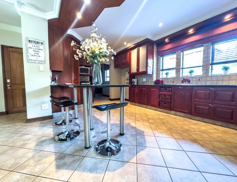 Beautiful 4-Bedroom Home to Rent in a Midstream Estate close to Schools