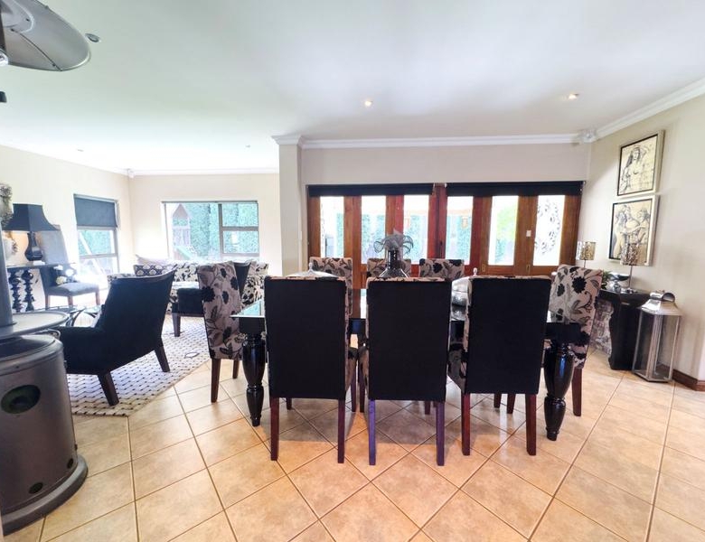 Beautiful 4-Bedroom Home to Rent in a Midstream Estate close to Schools
