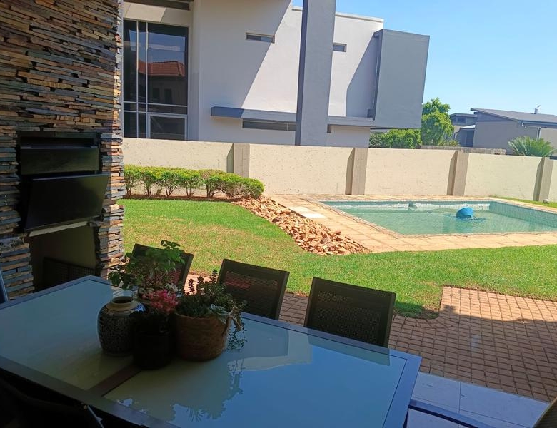 Spacious Five-Bedroom Family Home to Rent in Midstream