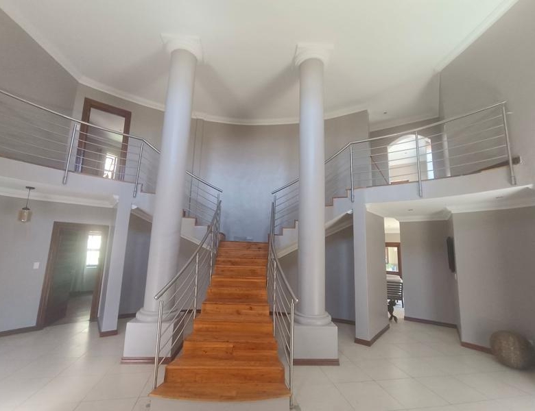 Spacious Five-Bedroom Family Home to Rent in Midstream