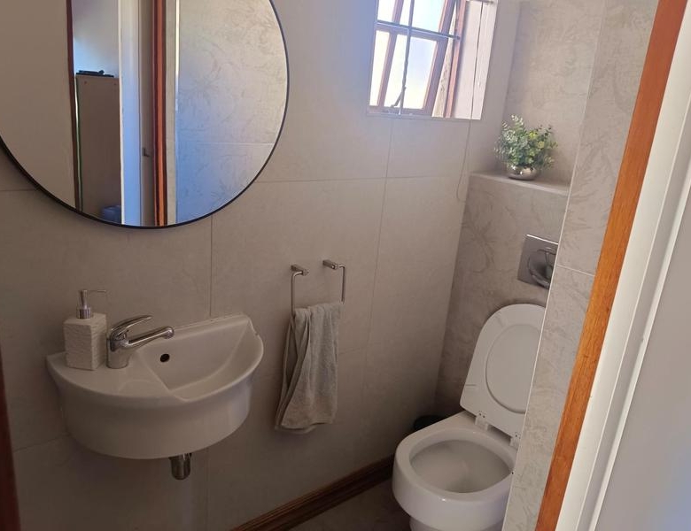 Spacious Five-Bedroom Family Home to Rent in Midstream