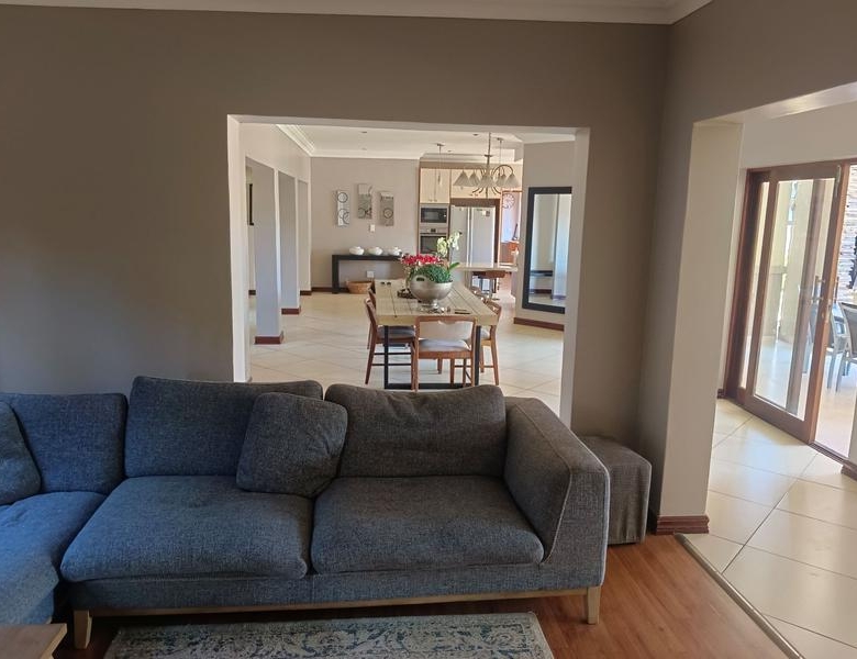Spacious Five-Bedroom Family Home to Rent in Midstream