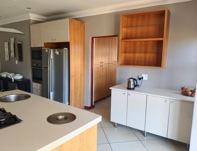 Spacious Five-Bedroom Family Home to Rent in Midstream