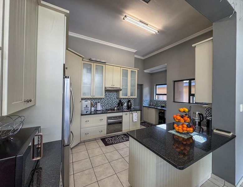 3 Bedroom gem on corner stand for sale in Midstream Hill.