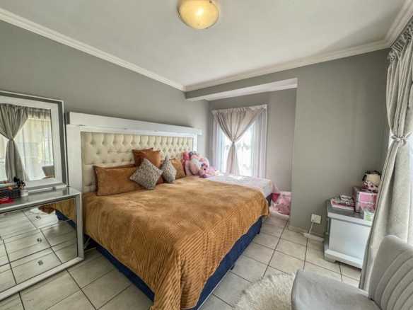 3 Bedroom gem on corner stand for sale in Midstream Hill.