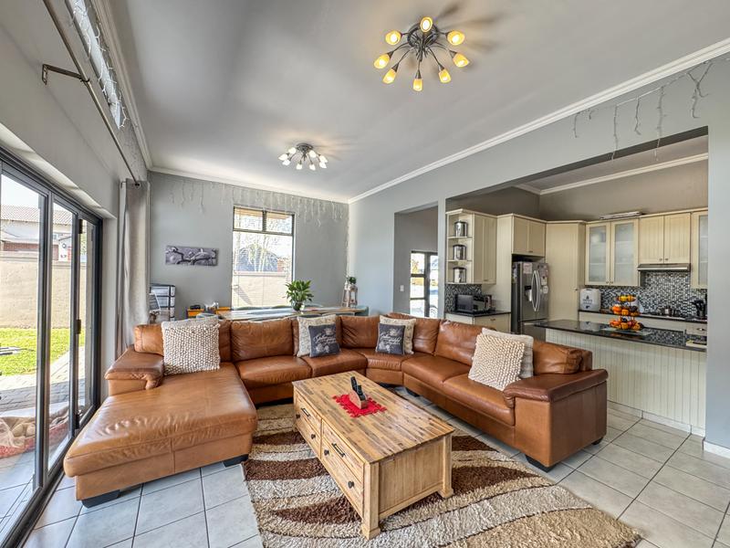 3 Bedroom gem on corner stand for sale in Midstream Hill.