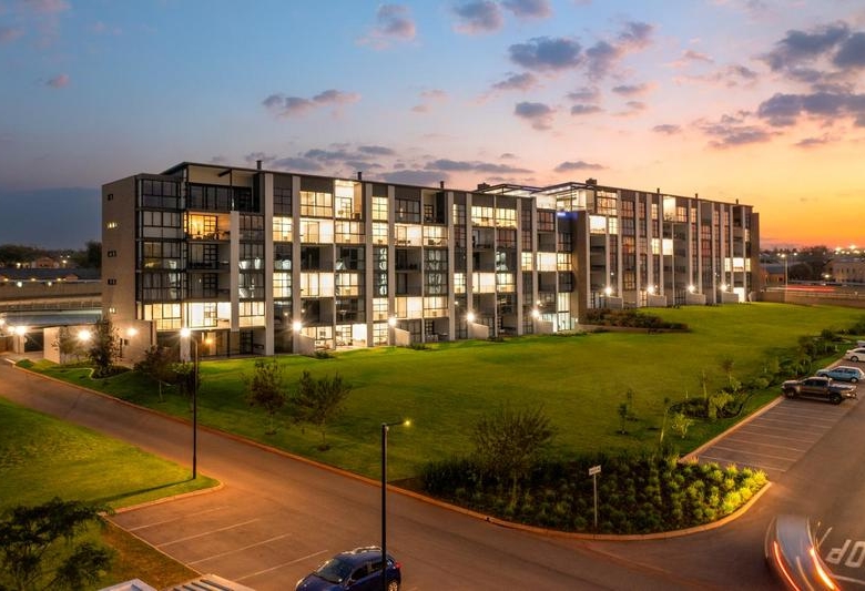 MODERN 2 BEDROOM UNFURNISHED APARTMENT UNIT TO RENT