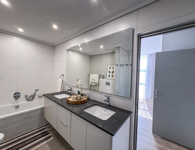 MODERN 2 BEDROOM UNFURNISHED APARTMENT UNIT TO RENT