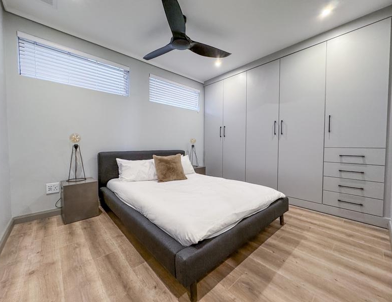 MODERN 2 BEDROOM UNFURNISHED APARTMENT UNIT TO RENT