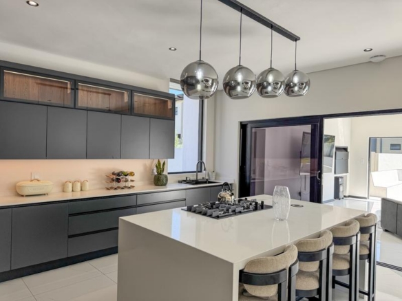 Modern Contemporary Masterpiece in Midstream Heights Estate