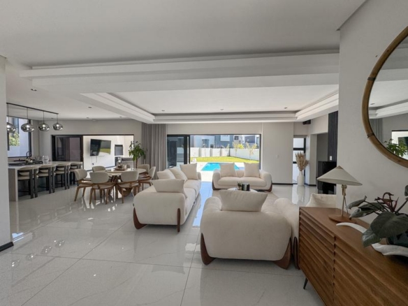 Modern Contemporary Masterpiece in Midstream Heights Estate