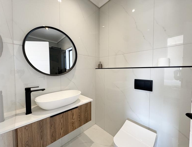 Modern Contemporary Masterpiece in Midstream Heights Estate
