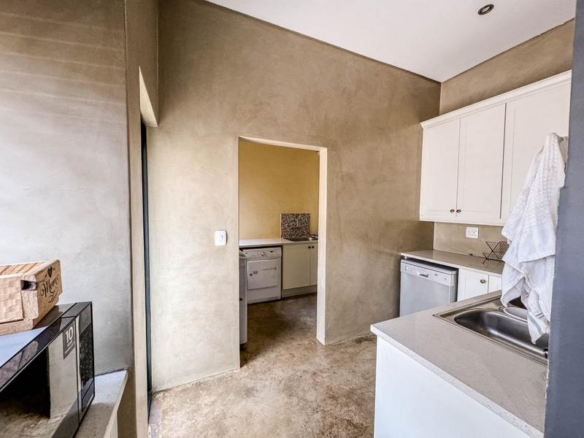 LUXURIOUS FAMILY LIVING WITH SPACE, STYLE & ENTERTAINMENT