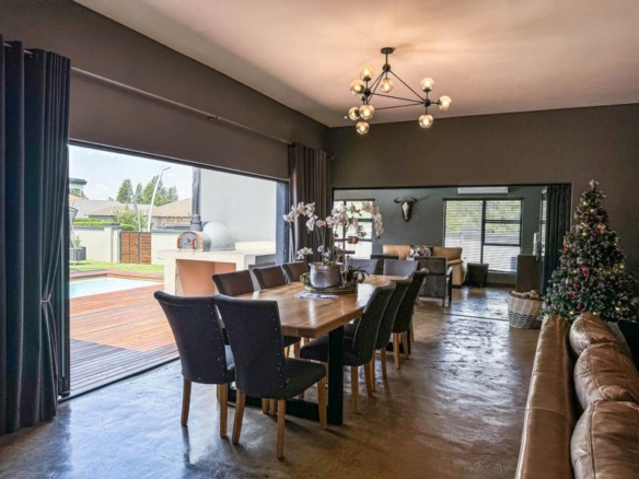 LUXURIOUS FAMILY LIVING WITH SPACE, STYLE & ENTERTAINMENT