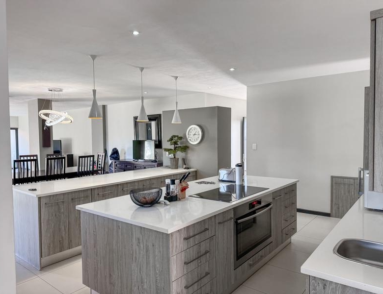 Modern Luxury Family Home in the Heart of the Midlands