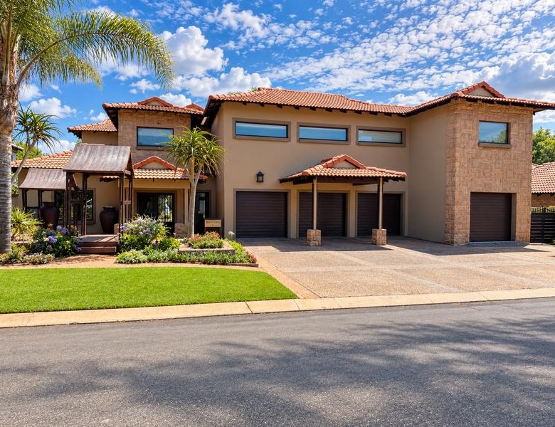 EXCLUSIVE MANDATE | Executive Family Home in Old Midstream Estate