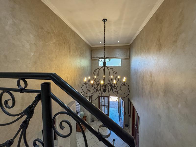 EXCLUSIVE MANDATE | Executive Family Home in Old Midstream Estate